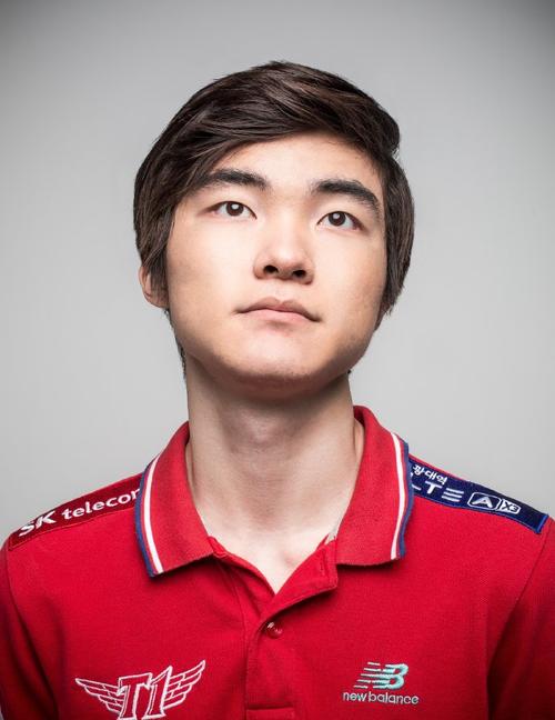 LEC夏季赛W4D1：FNC爆冷输TH让出榜首；四队力争常规赛第一